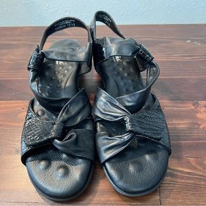 Walking Cradles Elites Valerie Comfort Sandals Women Black Leather 10.5 S